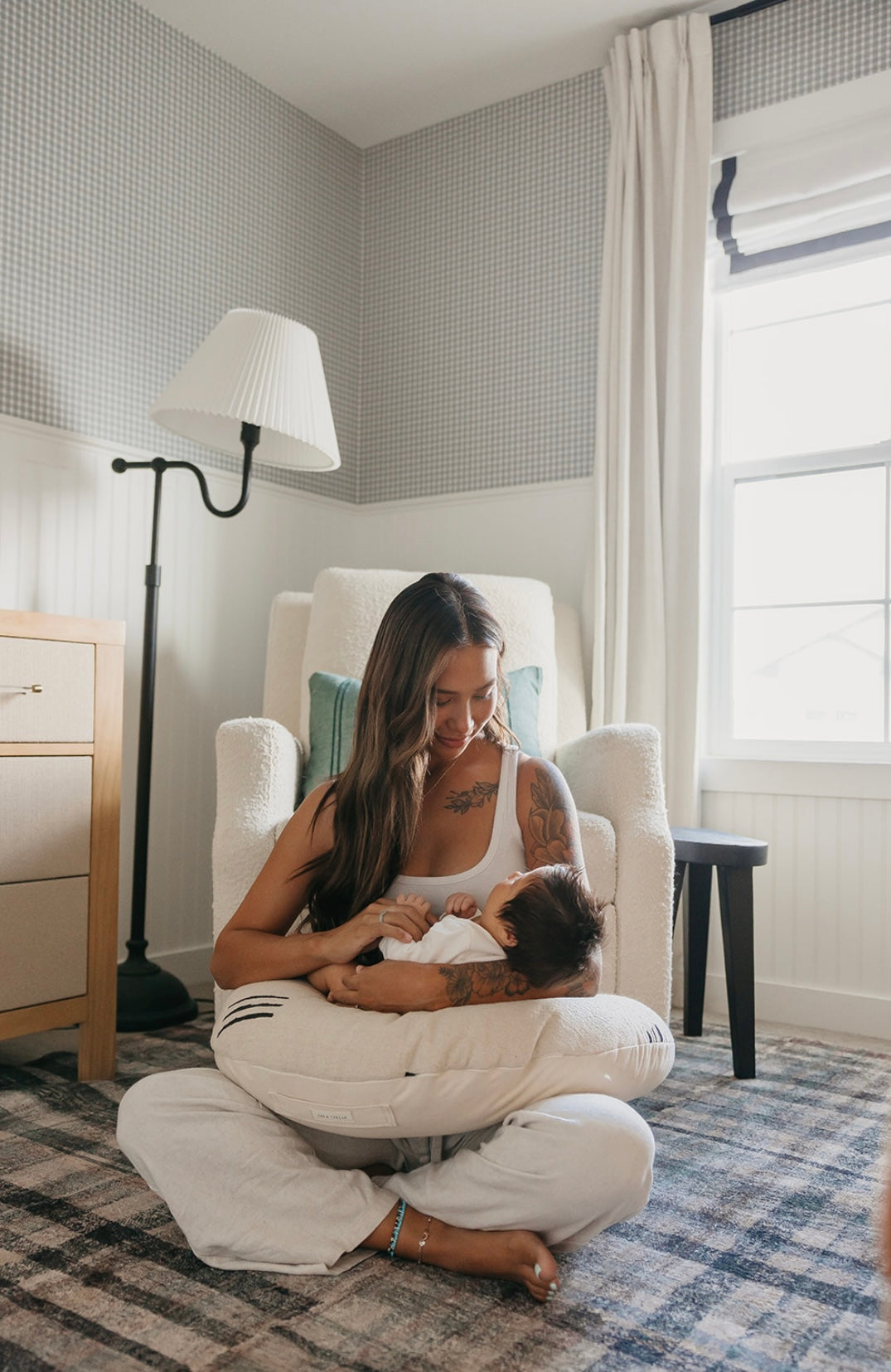 Uppi Nursing Pillow w/ Woven Hemp