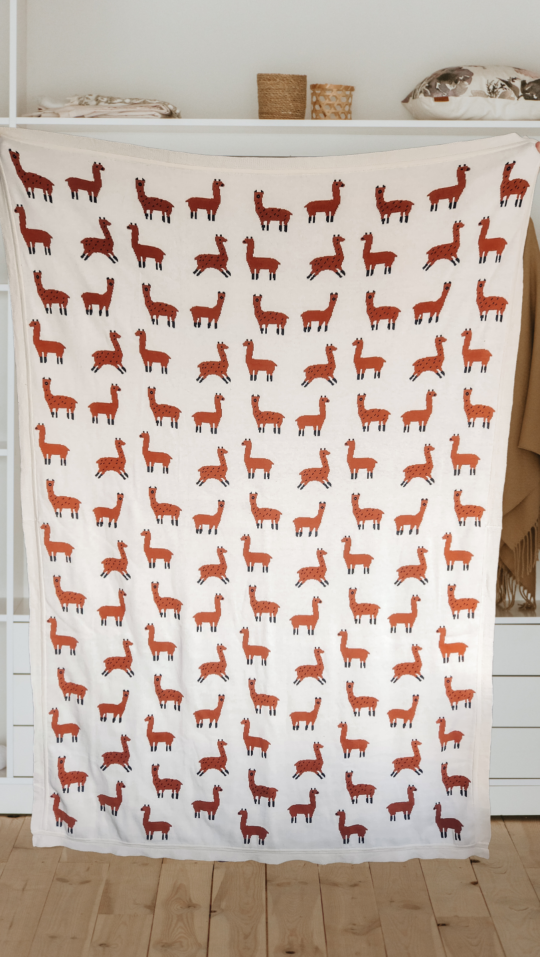 Knit Animal Blanket - Ebb and Thread