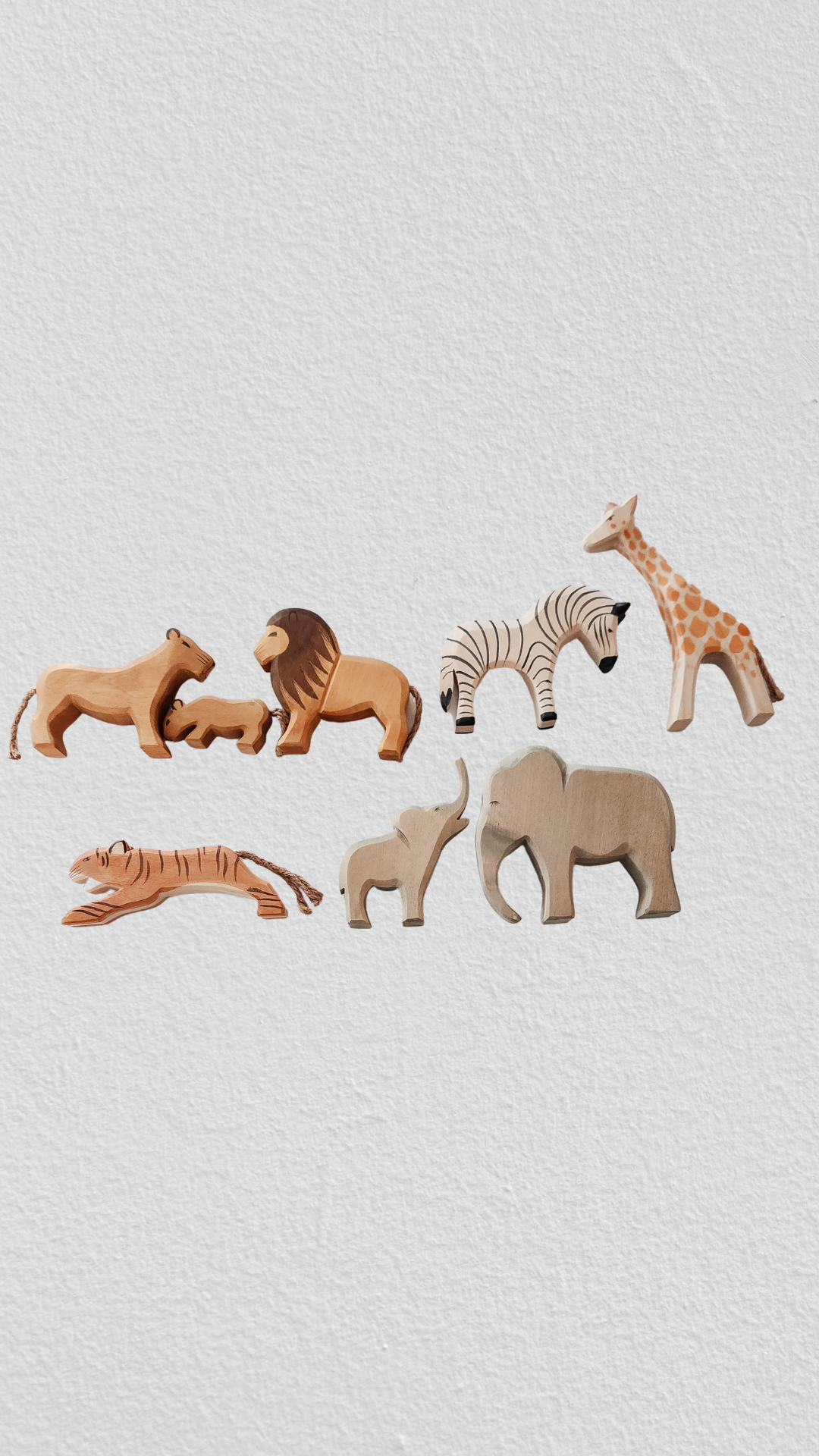 Wooden Safari Animal Decor & Play