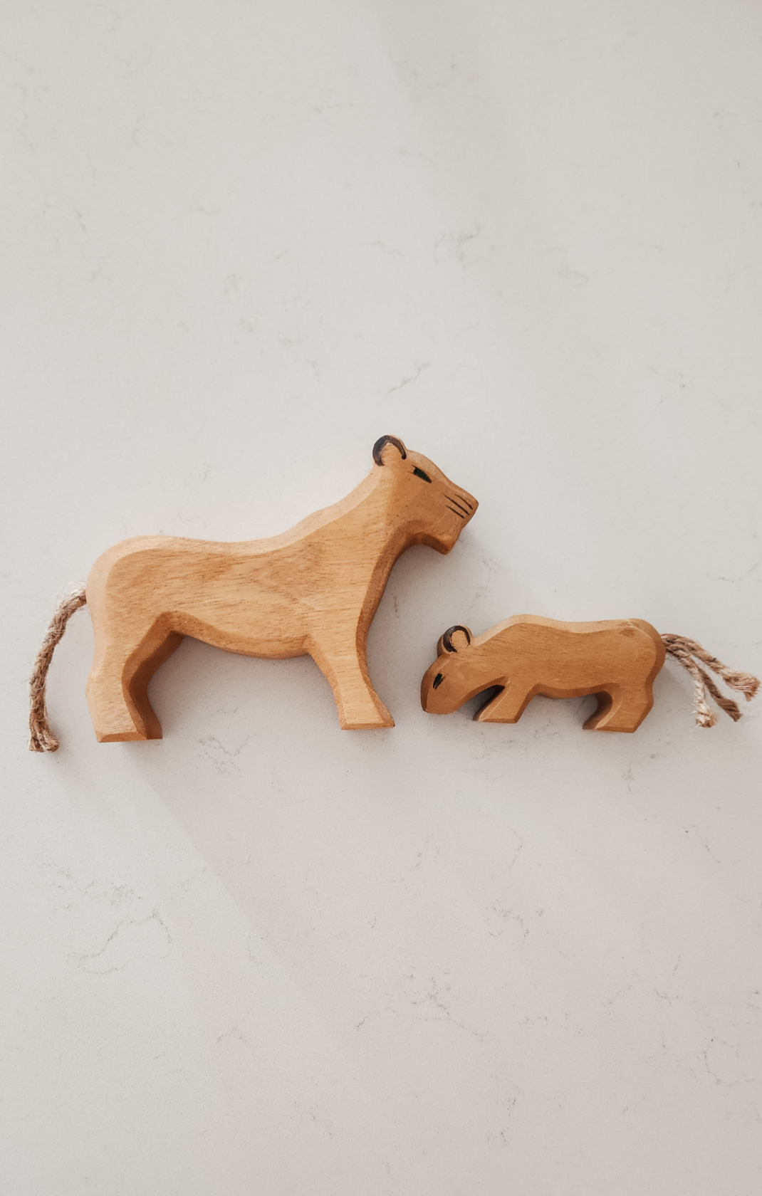 Wooden Safari Animal Decor & Play