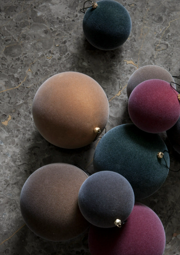 velvety, pine green small