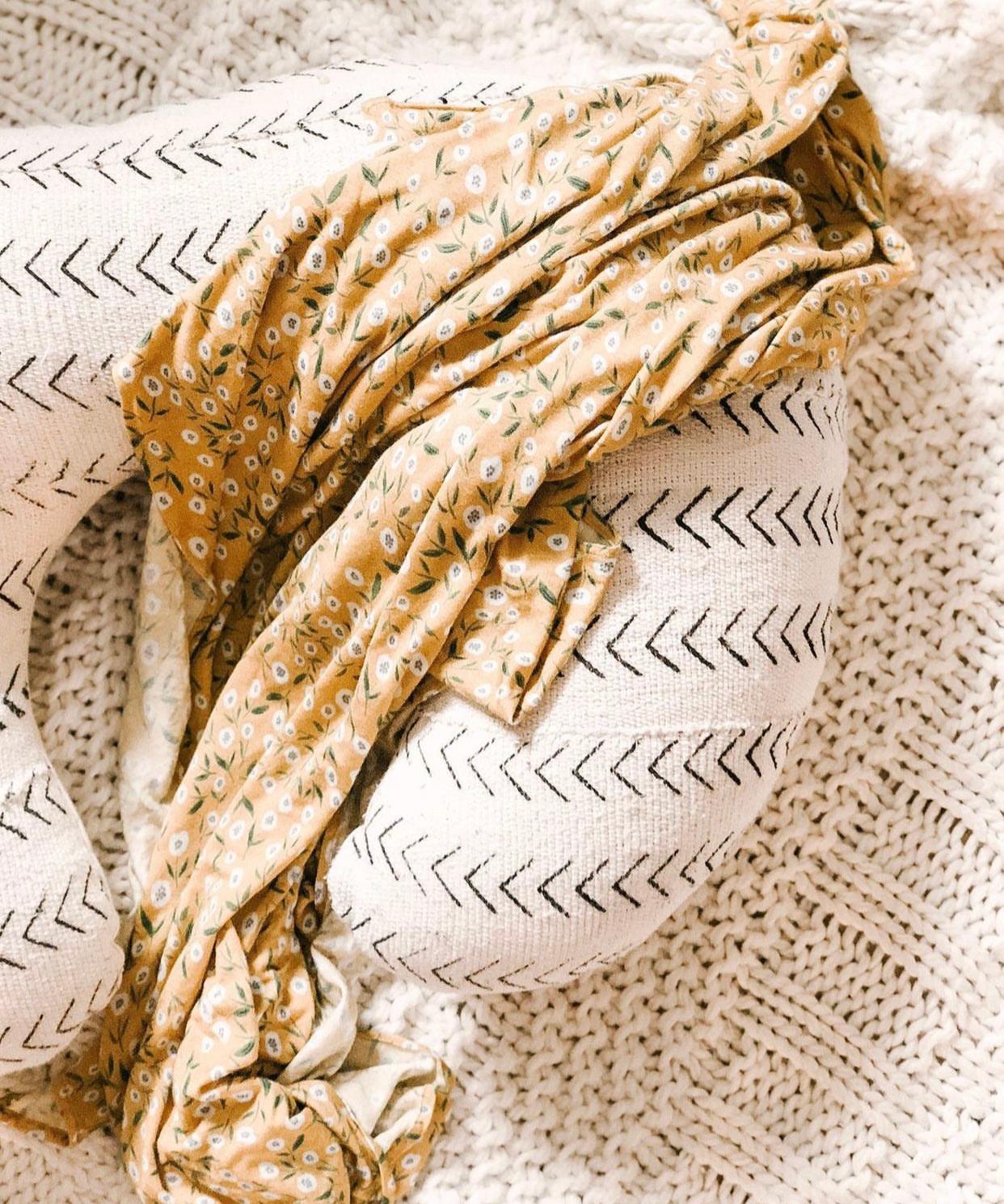 Nursing Pillows – Ebb & Thread