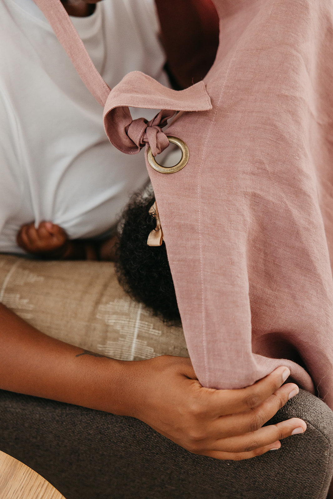 Linen Nursing Cover Luxe in Pink Peony