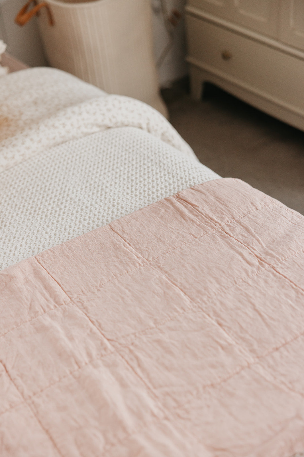Premium French Linen Bed Throw (Blush)