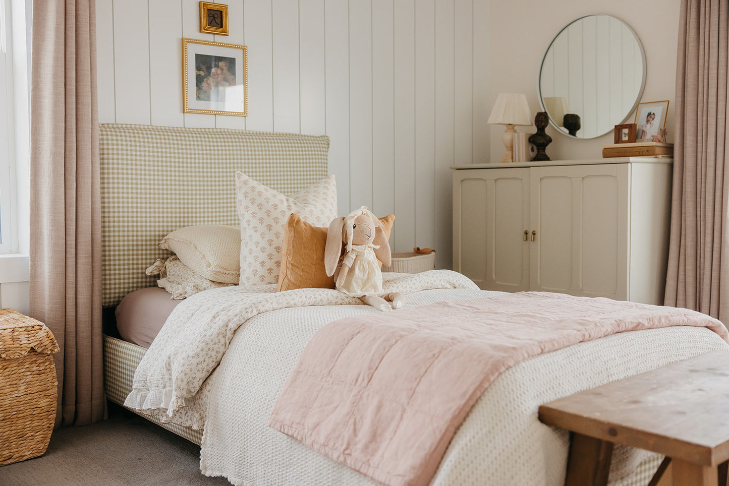 Premium French Linen Bed Throw (Blush)