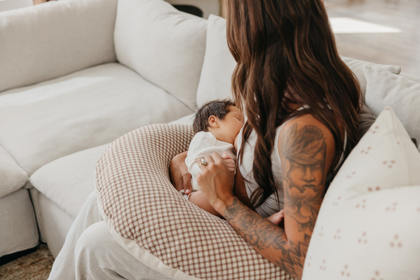 Uppi Nursing Pillow w/ Teddy Graham Cover